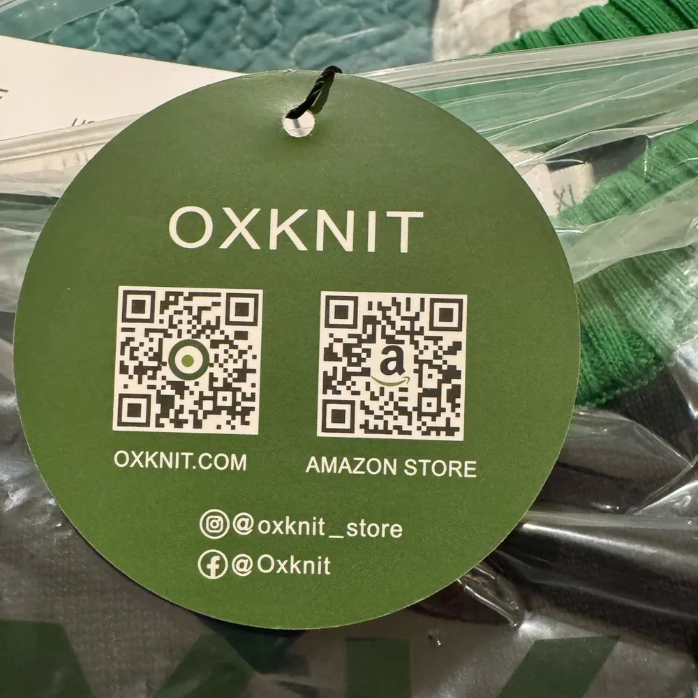 MAX!! How the Grinch Stole Christmas comfy sweater. - Picture 9 of 10